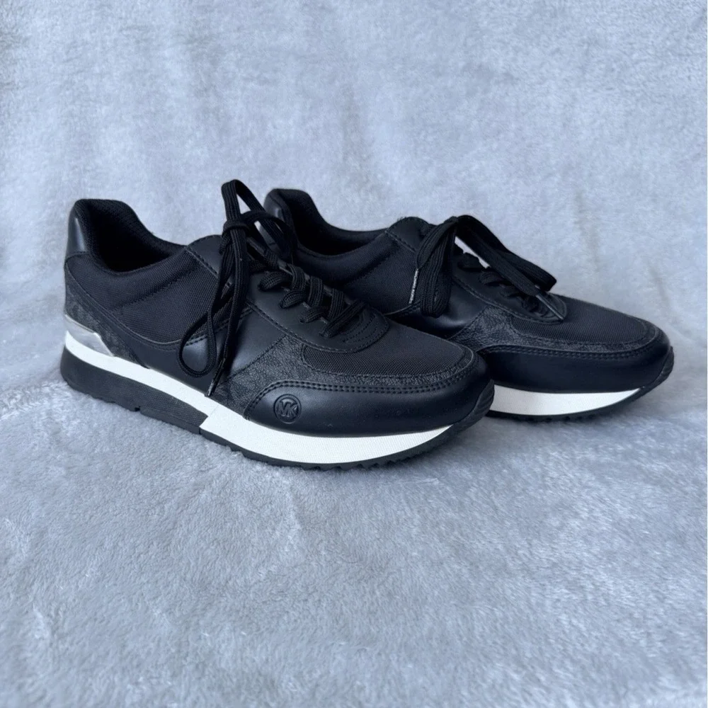 Michael Kors Andi Canvas signature logo trainer sz 7 Black Shoes Sneakers
